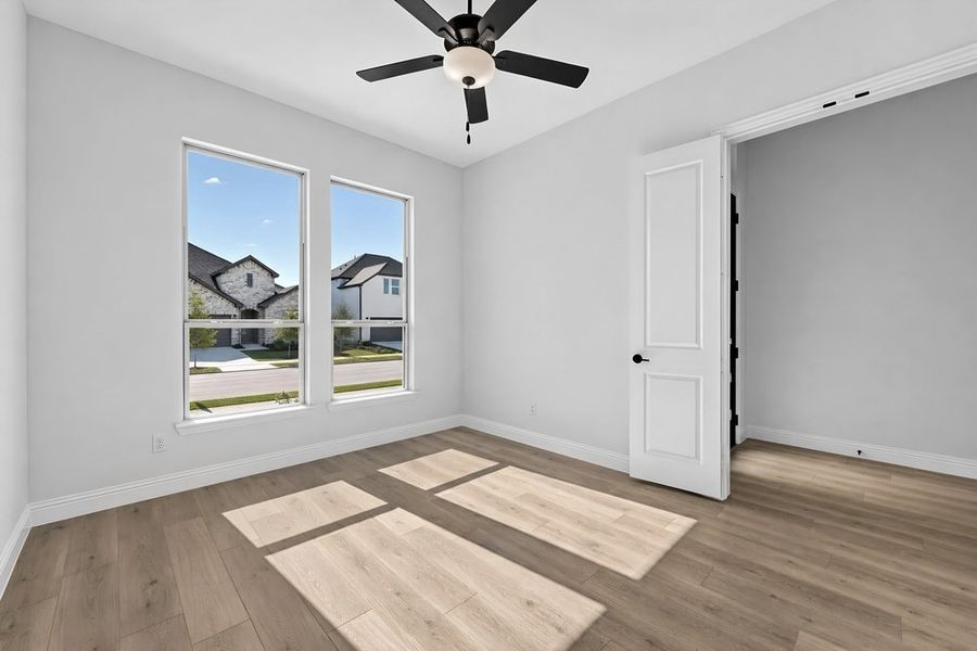 Spacious, unfurnished interior of a new home in South Oak, Lakewood Village (Image 26). Spacious, unfurnished interior of a new home in South Oak, Lakewood Village (Image 26).