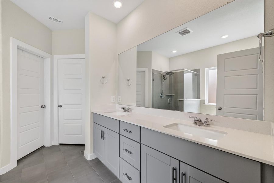 Furnished interior view inside a new home in Heights of Barbers Hill, Baytown (Image 7).