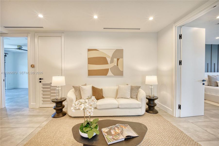 Furnished interior view inside a new home in , Fort Lauderdale (Image 17).