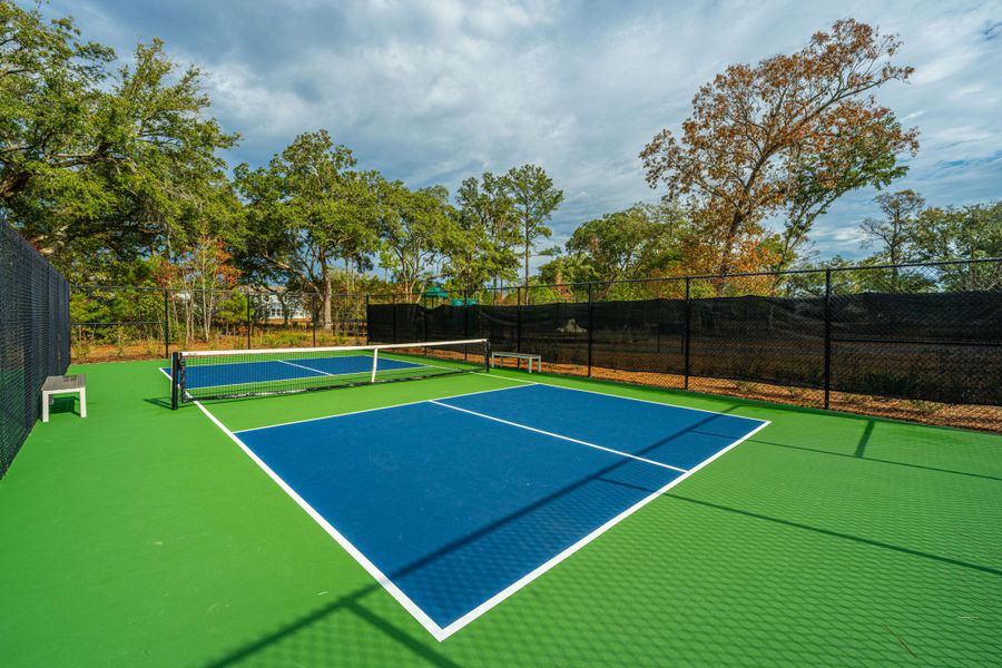 Community amenities in Sea Island Preserve, Johns Island (Image 81).