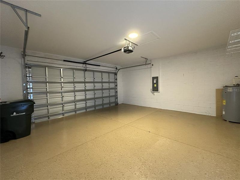 Spacious, unfurnished interior of a new home in Nautique at Waterside, Sarasota (Image 24).