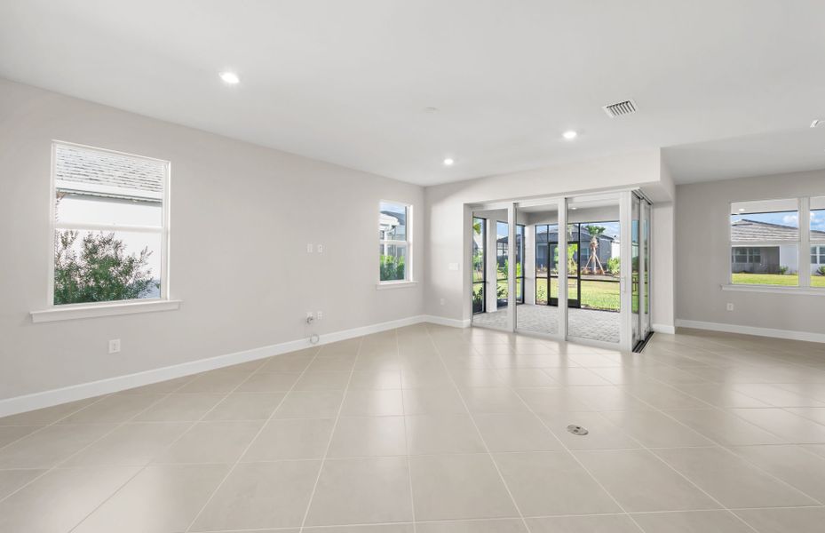 Spacious, unfurnished interior of a new home in Del Webb Oak Creek, North Fort Myers (Image 13). Spacious, unfurnished interior of a new home in Del Webb Oak Creek, North Fort Myers (Image 13).