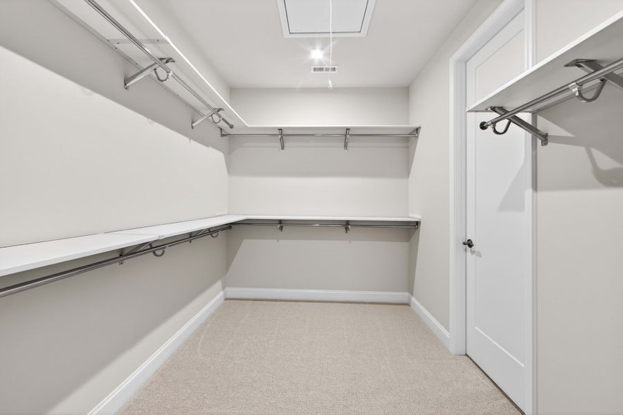 Spacious, unfurnished interior of a new home in Southbridge, Fort Mill (Image 21).