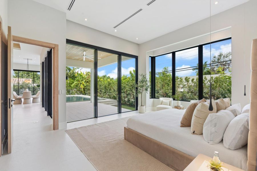 Furnished interior view inside a new home in , Fort Lauderdale (Image 19). Furnished interior view inside a new home in , Fort Lauderdale (Image 19).