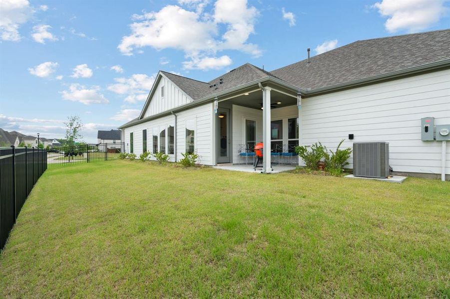 Exterior details and patio area of a home in , Fort Worth (Image 24).