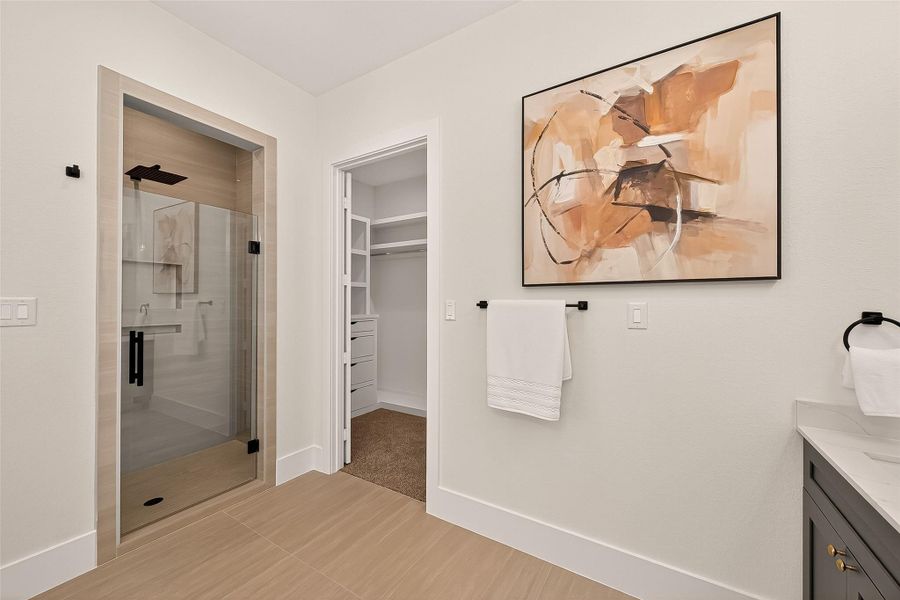 Furnished interior view inside a new home in , Tomball (Image 7).