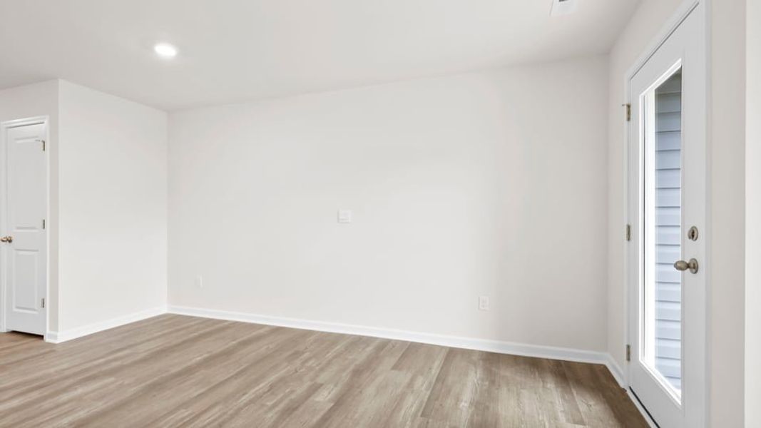 Spacious, unfurnished interior of a new home in Covington Village, Greer (Image 20).