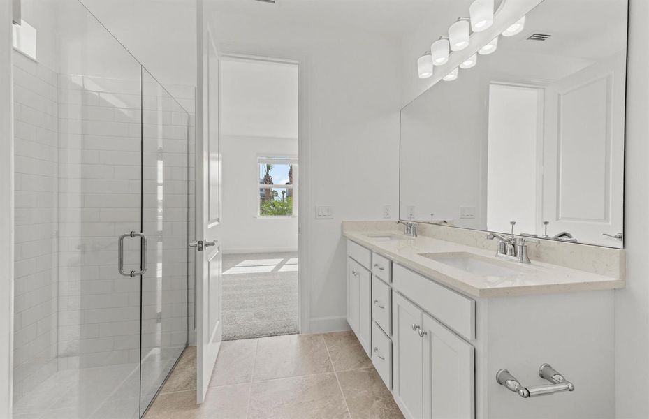 SWFL_PU_28030_Crestmere_OwnersBath2