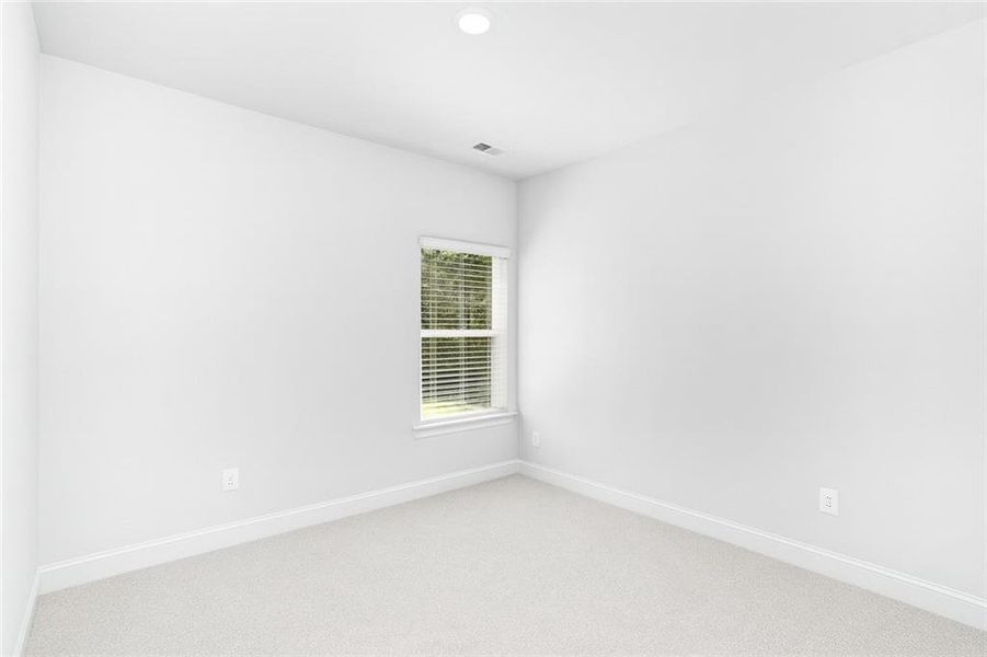 Spacious, unfurnished interior of a new home in Waters Edge, Mansfield (Image 12).