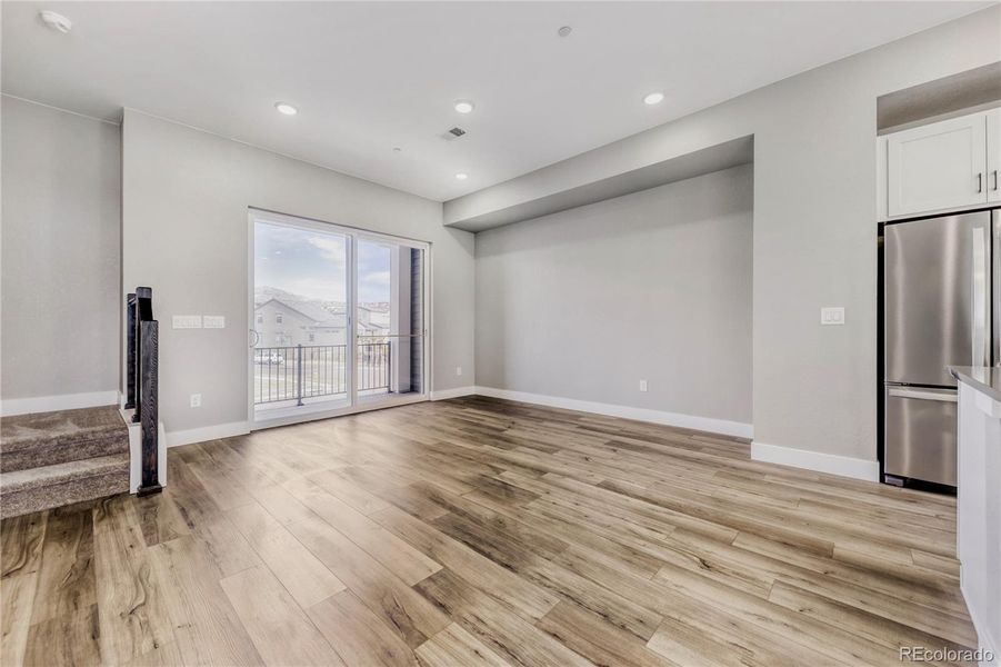 Second floor balcony off living room