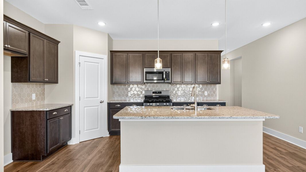 Furnished interior view inside a new home in McClure Farms, Columbia (Image 13).