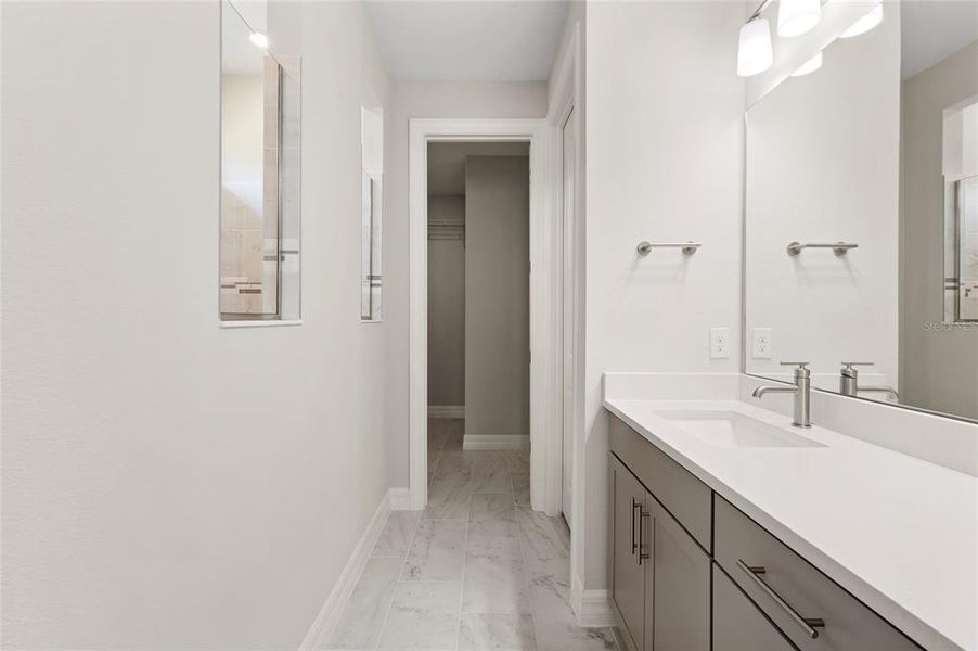 Furnished interior view inside a new home in , Mount Dora (Image 9).
