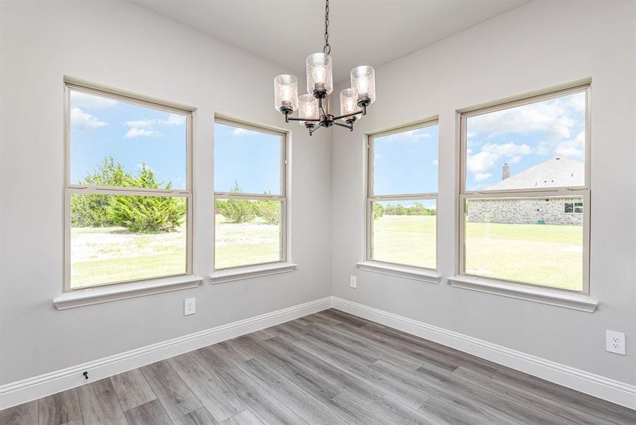 Spacious, unfurnished interior of a new home in Sagebrush Addition, Midlothian (Image 11).