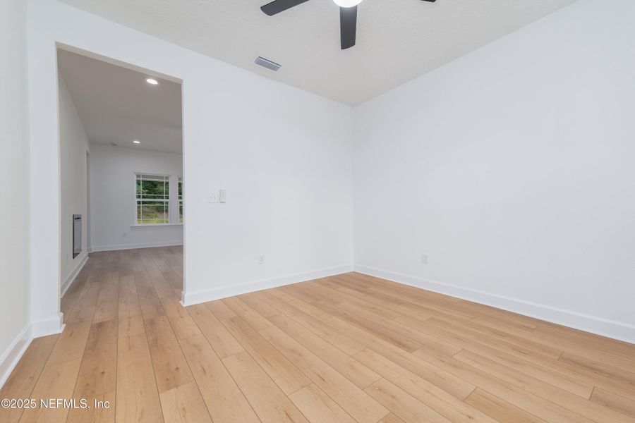 Spacious, unfurnished interior of a new home in , Starke (Image 29).