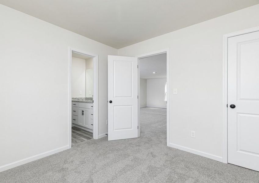 Representative unfurnished interior of a home built from the Savannah by LGI Homes in Lake Preserve at Jackson Trail, Hoschton (Image 20).