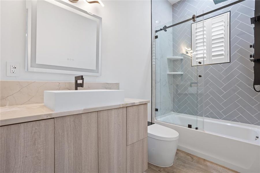 Furnished interior view inside a new home in , Eustis (Image 38).