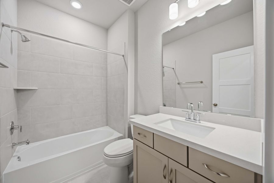 Furnished interior view inside a new home in Elyson, Katy (Image 10).