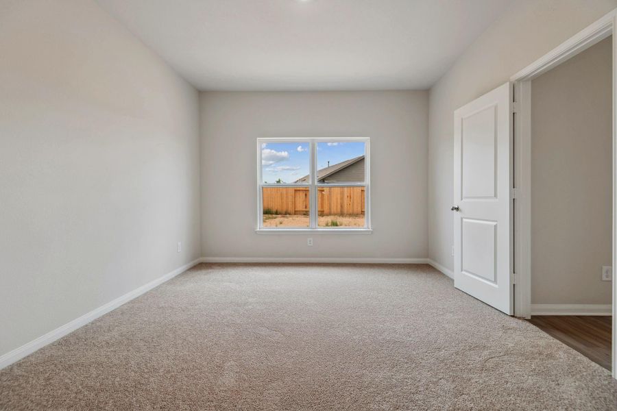 Spacious, unfurnished interior of a new home in Trails at Cochran Ranch, Waller (Image 20). Spacious, unfurnished interior of a new home in Trails at Cochran Ranch, Waller (Image 20).