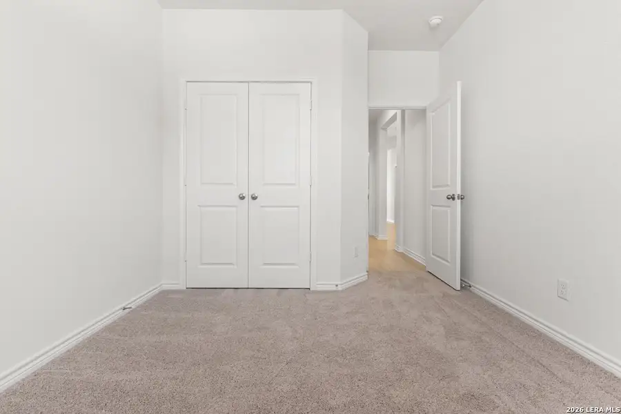 Spacious, unfurnished interior of a new home in Knox Ridge, Converse (Image 23).