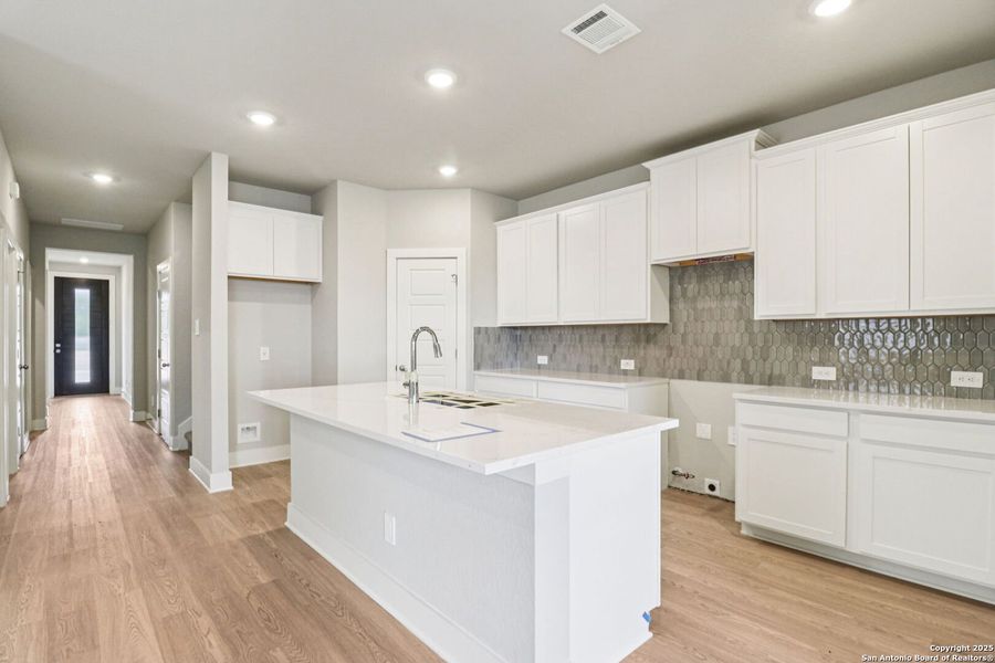 Furnished interior view inside a new home in Thomas Pond, San Antonio (Image 8). Furnished interior view inside a new home in Thomas Pond, San Antonio (Image 8).