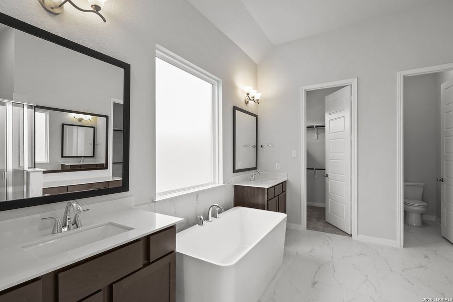 Furnished interior view inside a new home in Buffalo Crossing, Cibolo (Image 10).