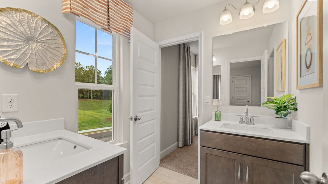 Representative furnished interior of a home built from the Savannah by D.R. Horton in The Gates at Pates Creek, Hampton (Image 15).