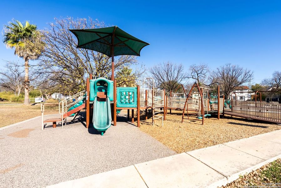 Community amenities in , San Antonio (Image 47).