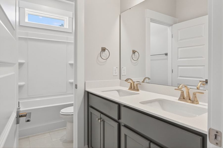 Representative furnished interior of a home built from the Church Hill by Hunter Quinn Homes in Huckleberry Estates, Conway (Image 16).