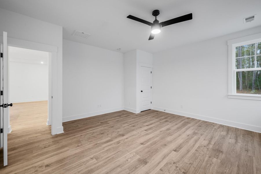 Spacious, unfurnished interior of a new home in Huckleberry Estates, Conway (Image 18). Spacious, unfurnished interior of a new home in Huckleberry Estates, Conway (Image 18).