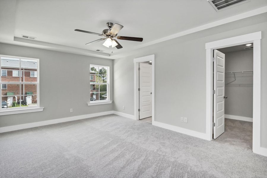 Spacious, unfurnished interior of a new home in Lake Carolina Townhomes, Columbia (Image 38).