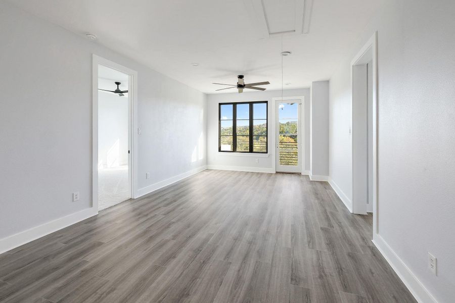 Spacious, unfurnished interior of a new home in , Austin (Image 33).