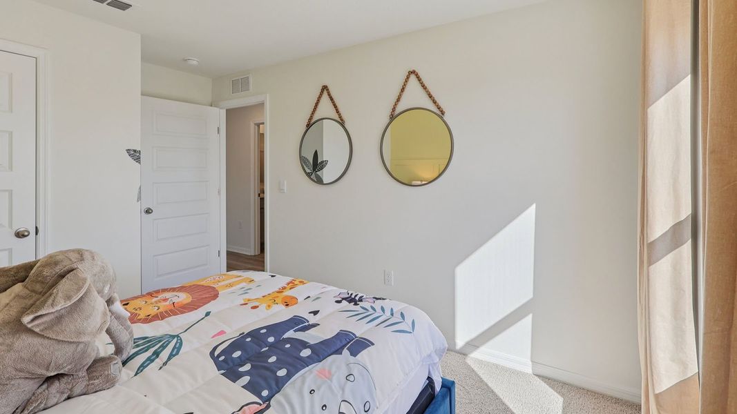 Furnished interior view inside a new home in Hamilton Bluff, Lake Hamilton (Image 25).