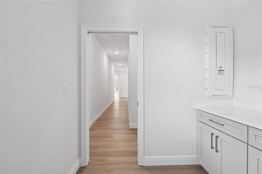 Spacious, unfurnished interior of a new home in , Tampa (Image 75).