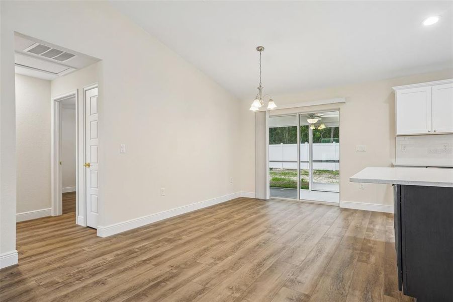 Spacious, unfurnished interior of a new home in , Ocala (Image 20).