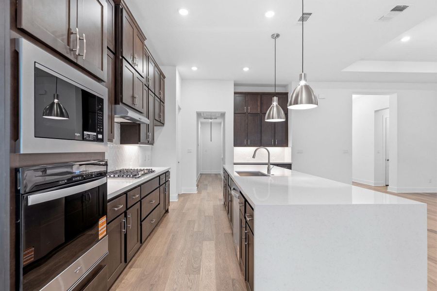 Stunning finishes in Light & Bright Kitchen