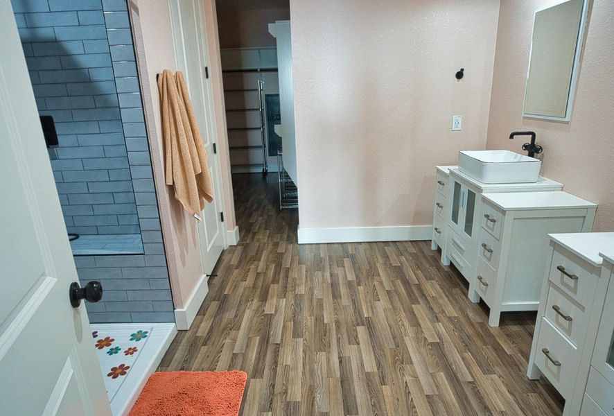 Furnished interior view inside a new home in , Surfside Beach (Image 4).