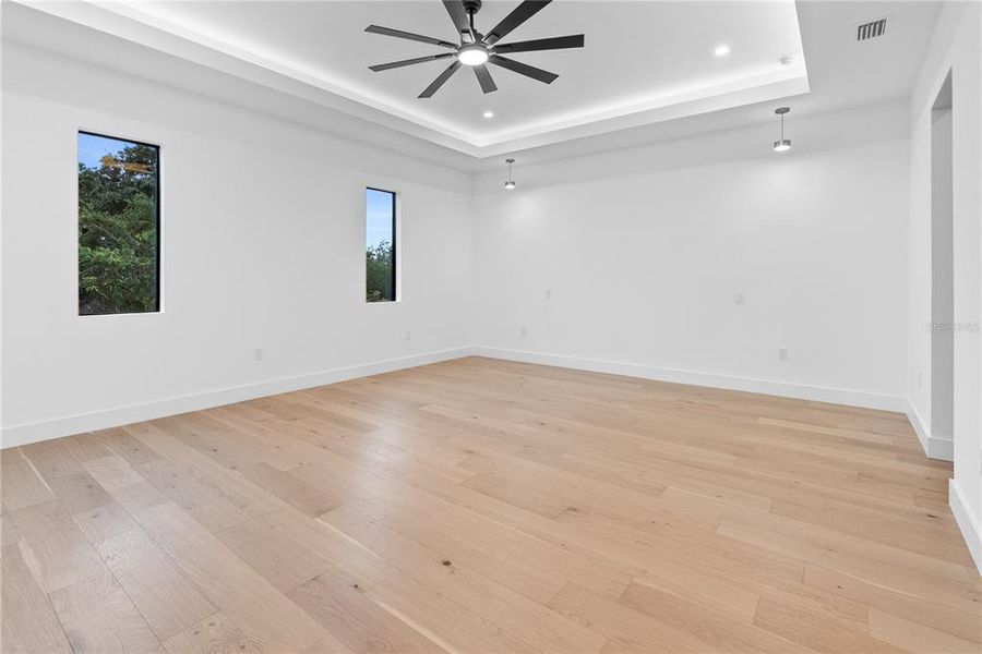 Spacious, unfurnished interior of a new home in , Tampa (Image 20). Spacious, unfurnished interior of a new home in , Tampa (Image 20).