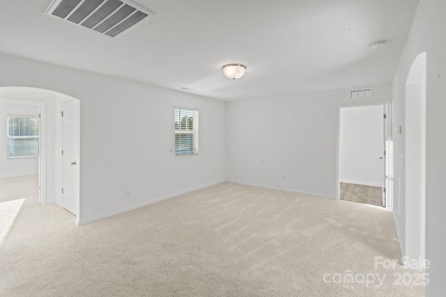 Spacious, unfurnished interior of a new home in , Lancaster (Image 17).