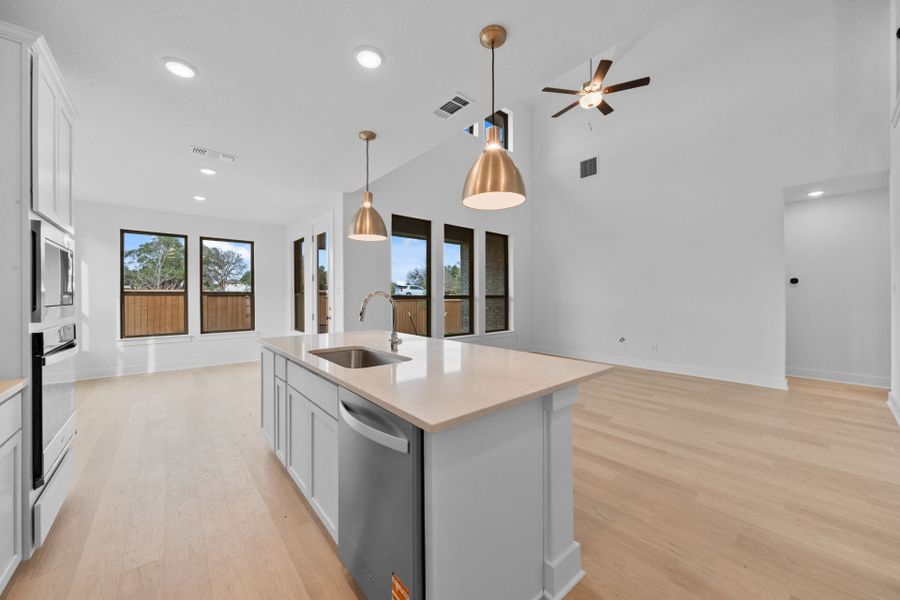 4br New Home in Georgetown, TX.  - Slide 12