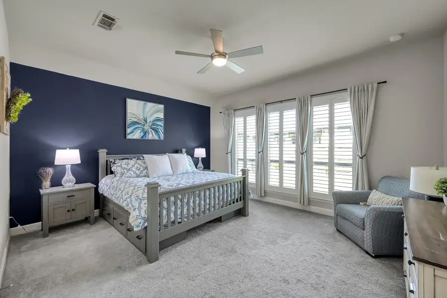 Furnished interior view inside a new home in Grand Central Park 45', Conroe (Image 7).