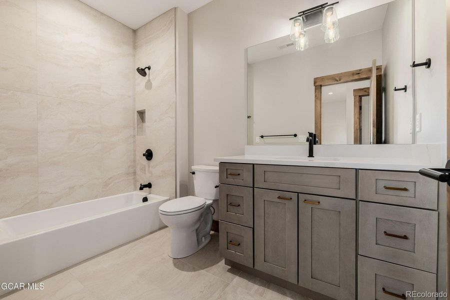 Furnished interior view inside a new home in , Granby (Image 15).