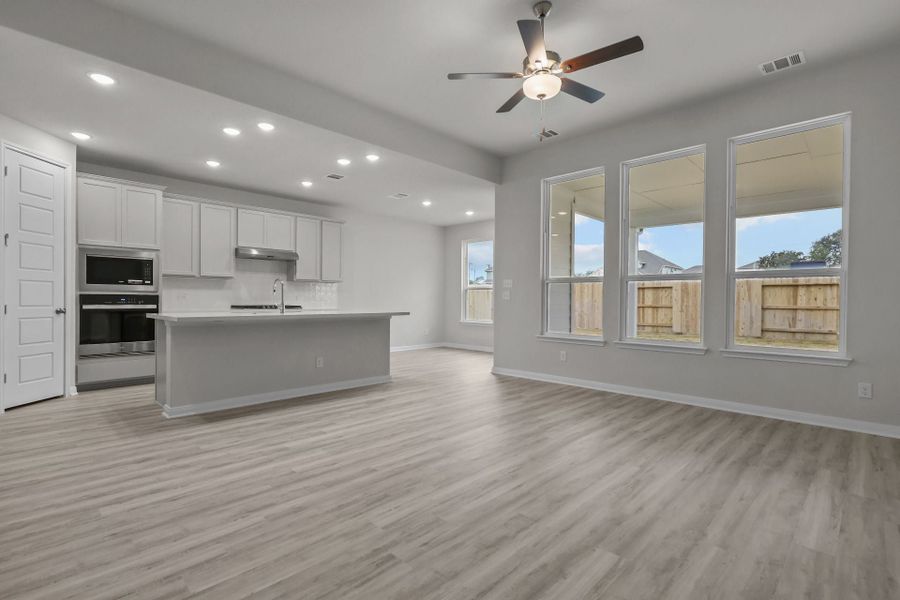 415 Field Fox, Cibolo, TX.  - Slide 10