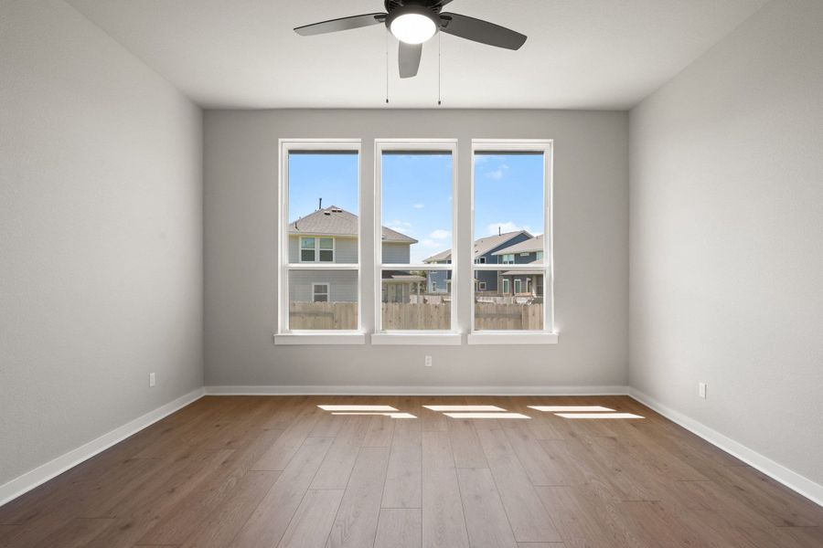 Spacious, unfurnished interior of a new home in Lariat, Liberty Hill (Image 38).
