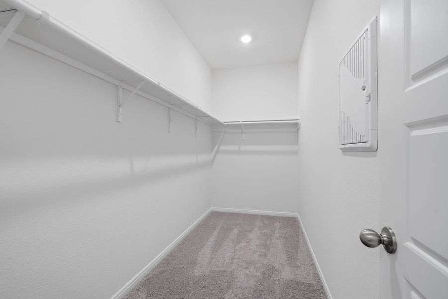 Spacious, unfurnished interior of a new home in Glendale Lakes North, Arcola (Image 17).