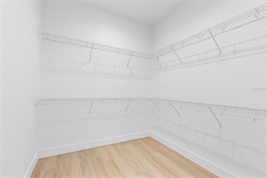 Spacious, unfurnished interior of a new home in , Yeehaw Junction (Image 17).