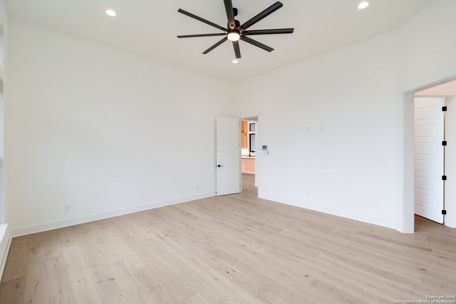 Spacious, unfurnished interior of a new home in , Spring Branch (Image 15). Spacious, unfurnished interior of a new home in , Spring Branch (Image 15).
