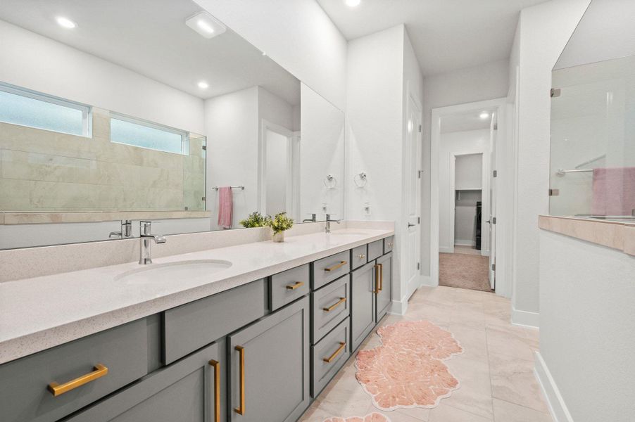 Furnished interior view inside a new home in Bluffview 50s, Leander (Image 13). Furnished interior view inside a new home in Bluffview 50s, Leander (Image 13).