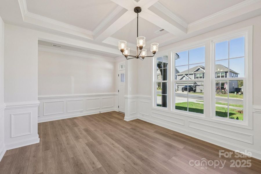 Spacious, unfurnished interior of a new home in Falls Cove, Troutman (Image 24).