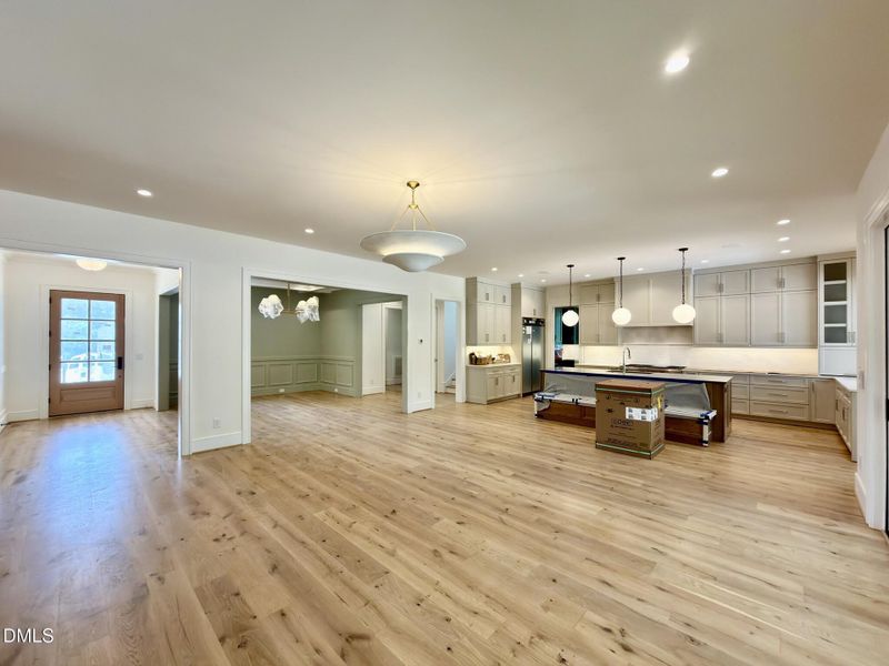 E03EDC0A-E11F-4508-8924-FFF4C489A5AE_1_1