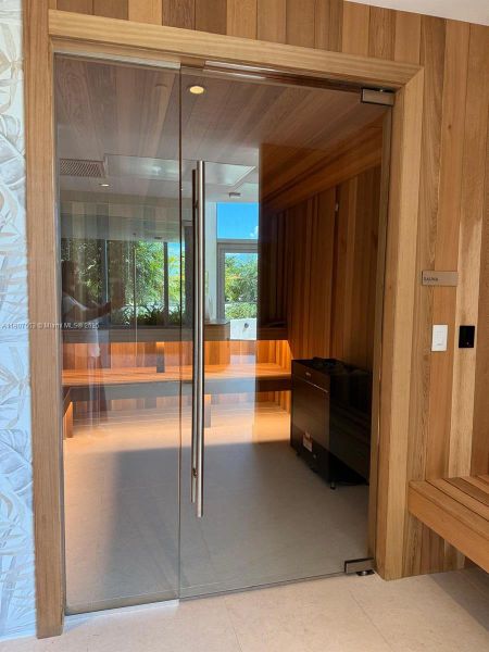 Community amenities in , Miami (Image 46).